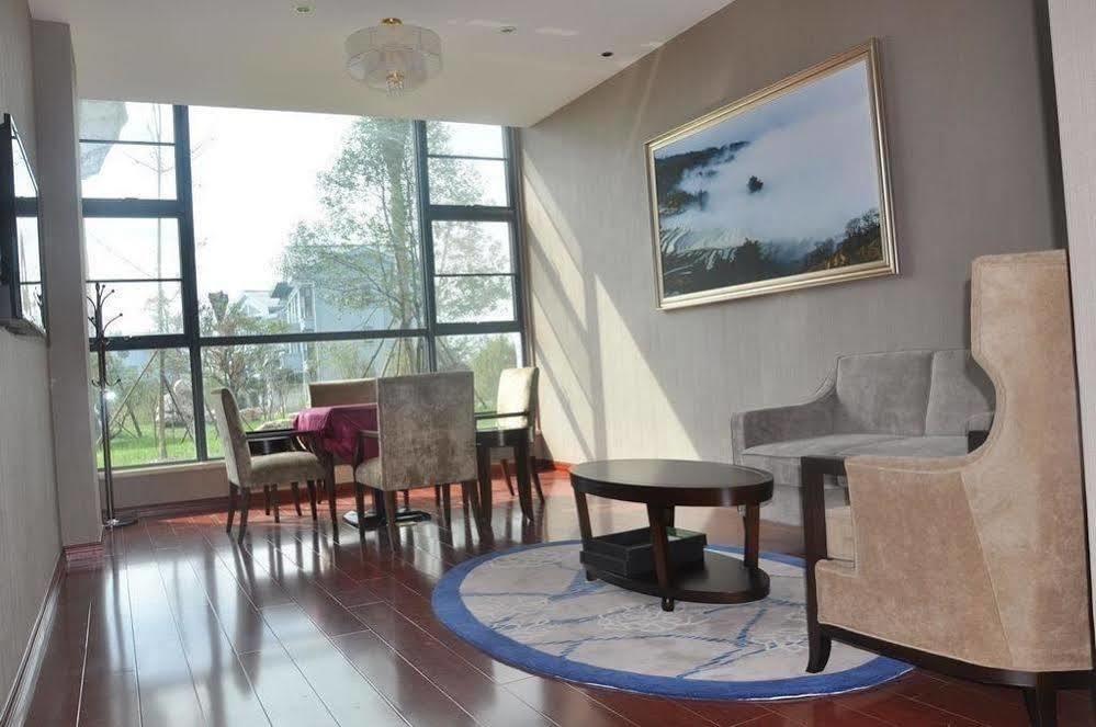 Jingyue Lake Hotel Dujiangyan Exterior foto